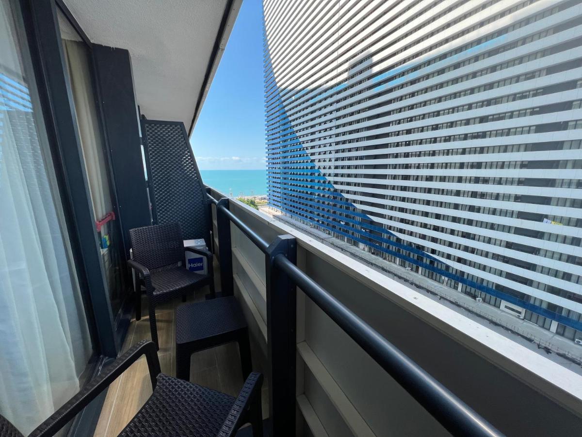 Апартаменты Sea Towers Батуми Экстерьер фото