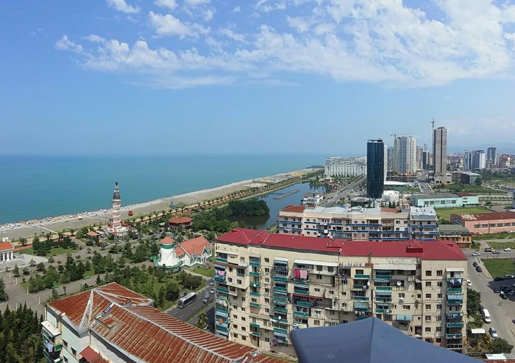 Апартаменты Sea Towers Батуми Экстерьер фото